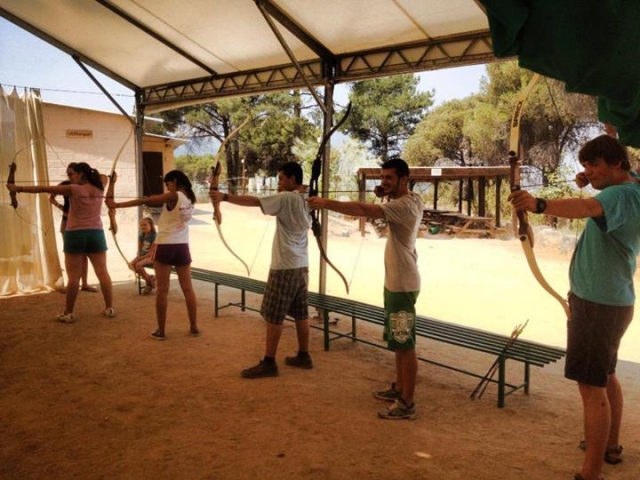 Disfruta del jalo con arco con tus amigos